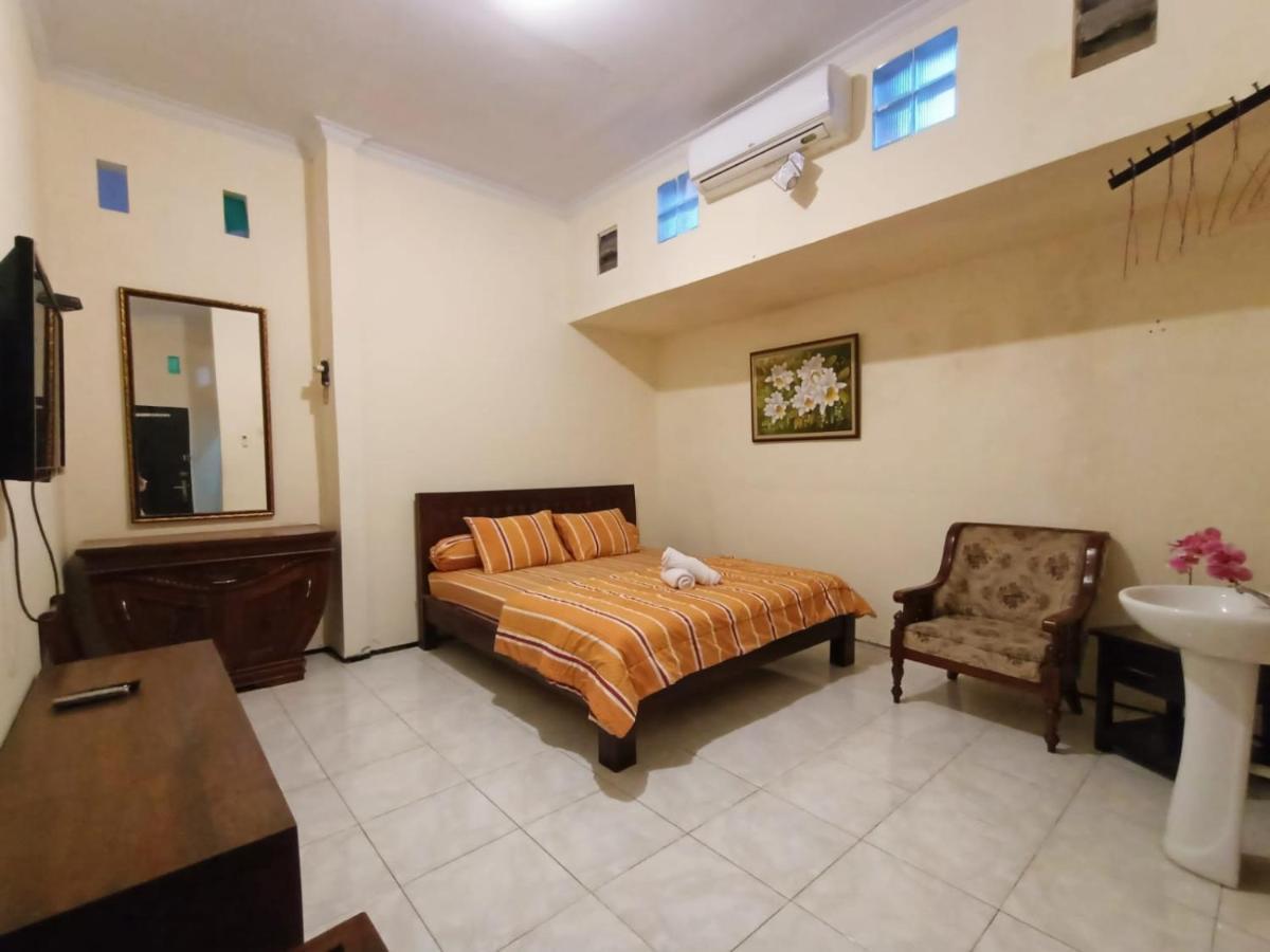 Rumah Kami Guest House ยอกยาการ์ตา ภายนอก รูปภาพ